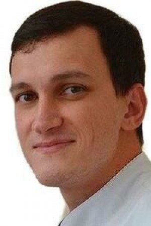 Кяров Азамат Юрьевич